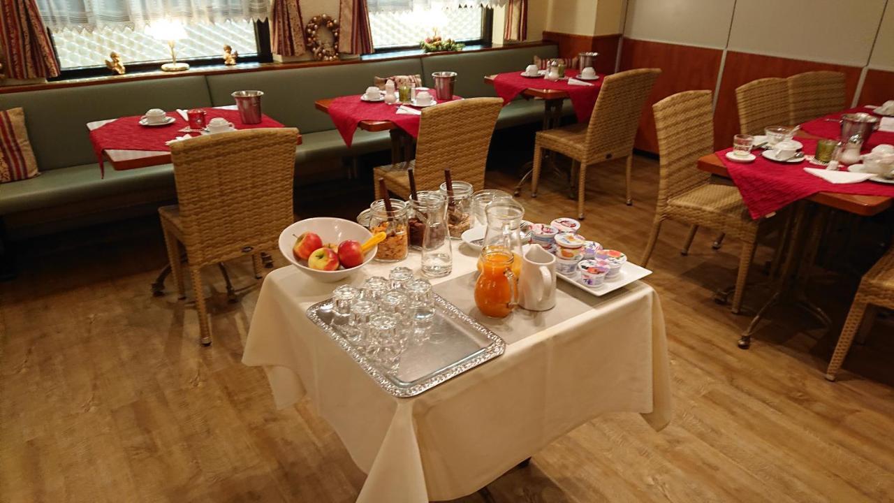 Gaestehaus Praesenzhof Бенсхайм Экстерьер фото